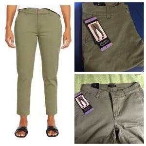 BRAND NEW Banana Republic Chinos